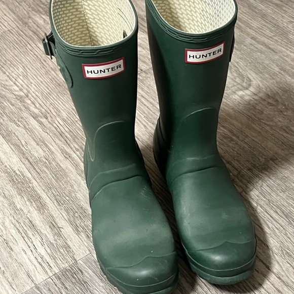 Hunter Green Rain Boots - Picture 1 of 2